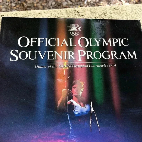 1984 Olympic souvenir program of the  Los Angeles Olympics. - Picture 2 of 8